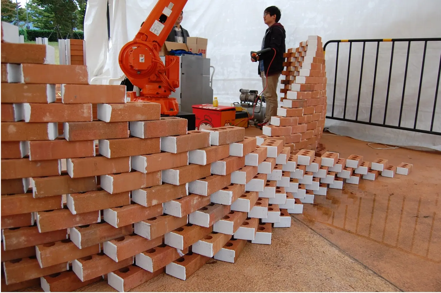 Brick laying — 이미지 01