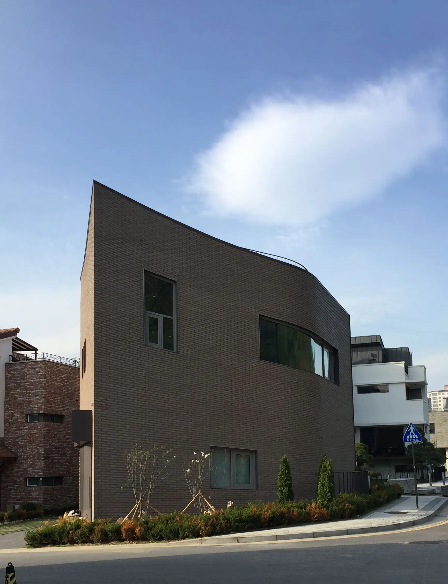 The house in Wirye, exterior